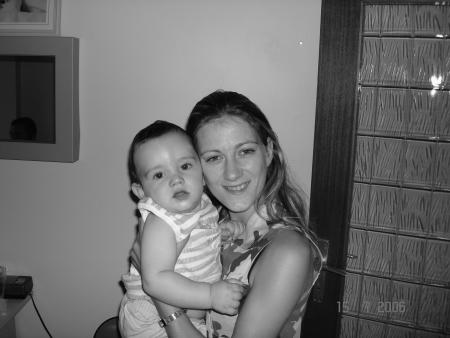 ma premiere fille et son adorable petit boutchoud!!!!!!!